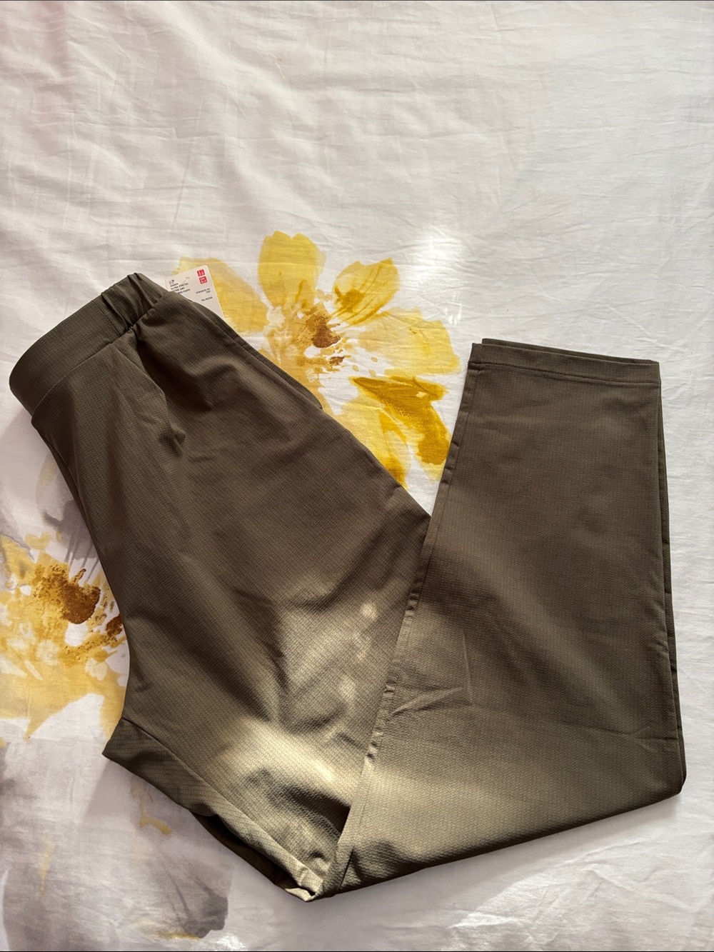 Uniqlo Olive Green Women's Track Pants